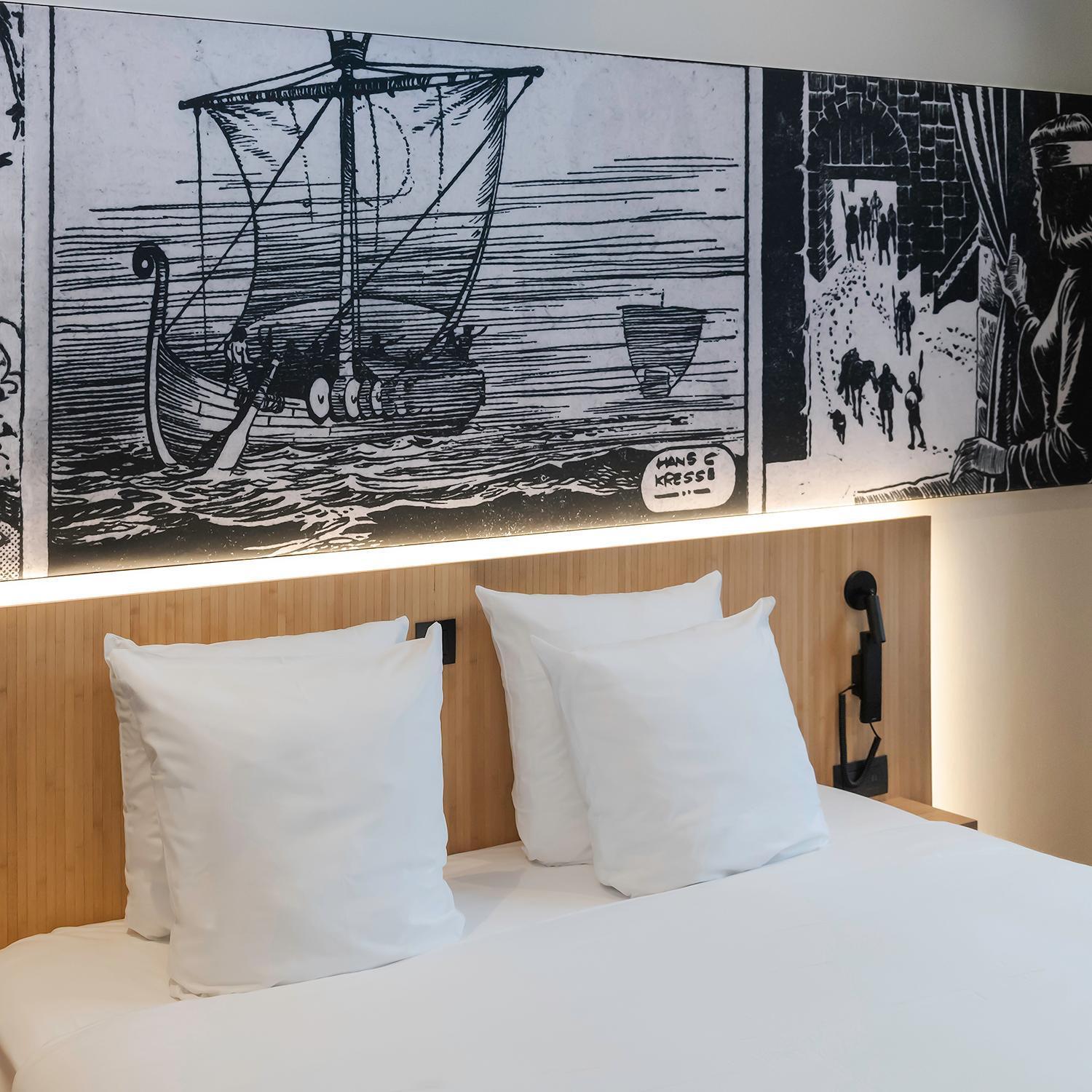 Comic Art Hotel ヘント エクステリア 写真