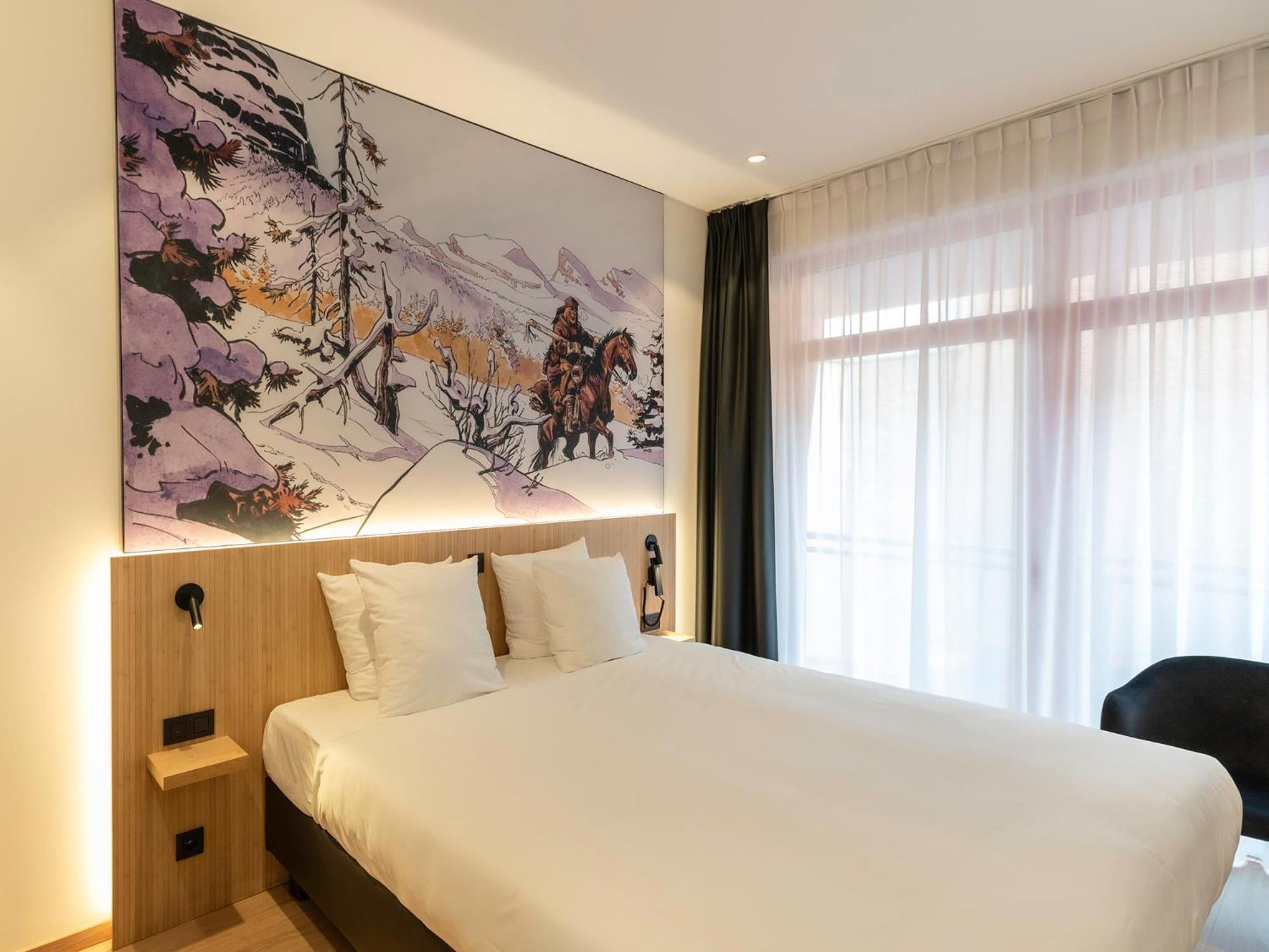 Comic Art Hotel ヘント エクステリア 写真